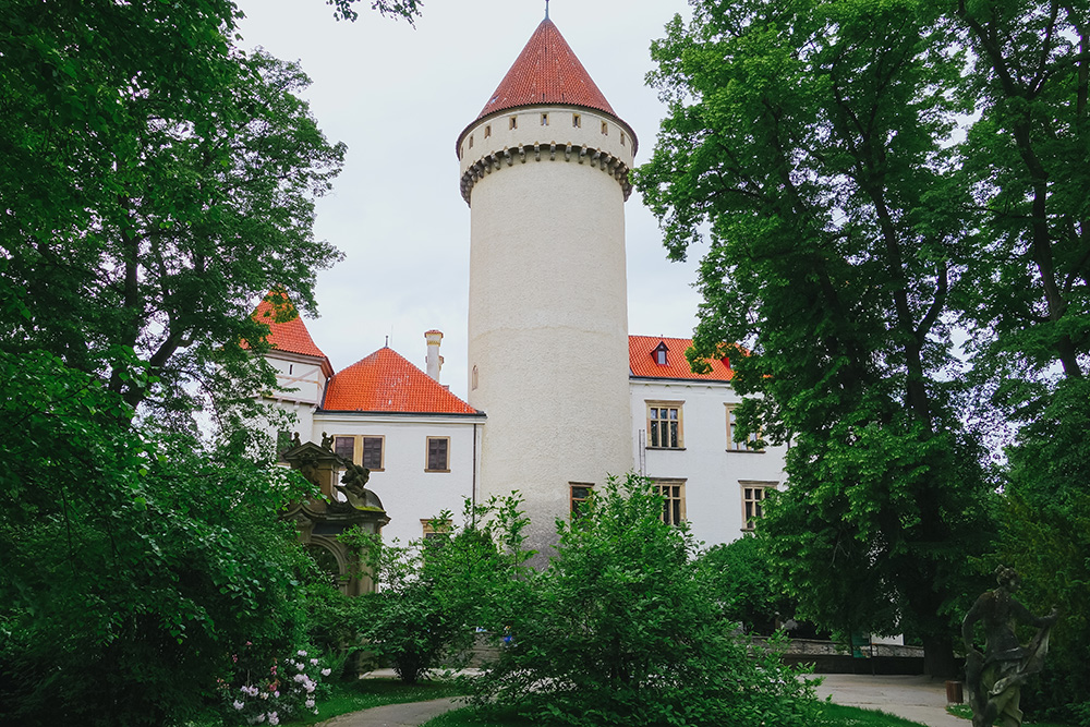 Cannabis Castle, Prague