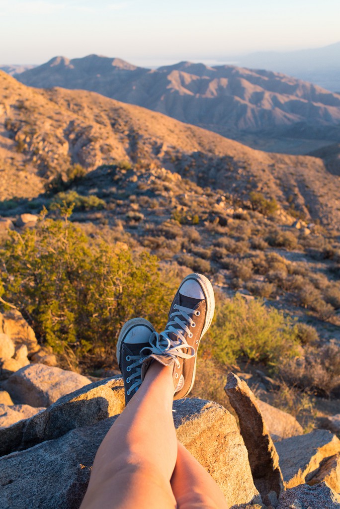 how_to_have_an_epic_weekend_at_joshua_tree_national_park_sunset
