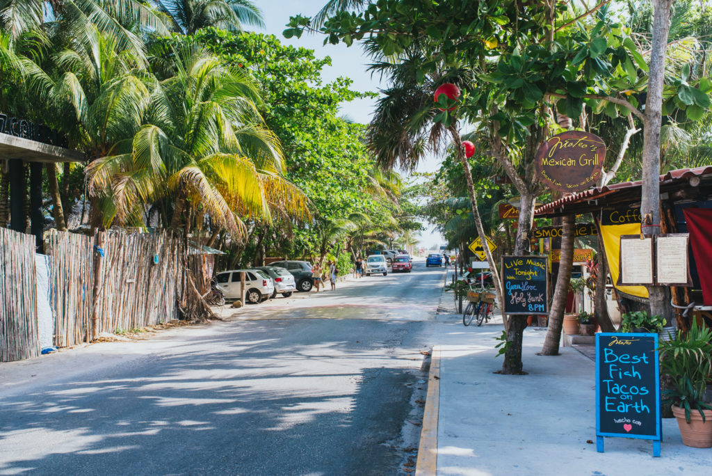 Tulum, Street