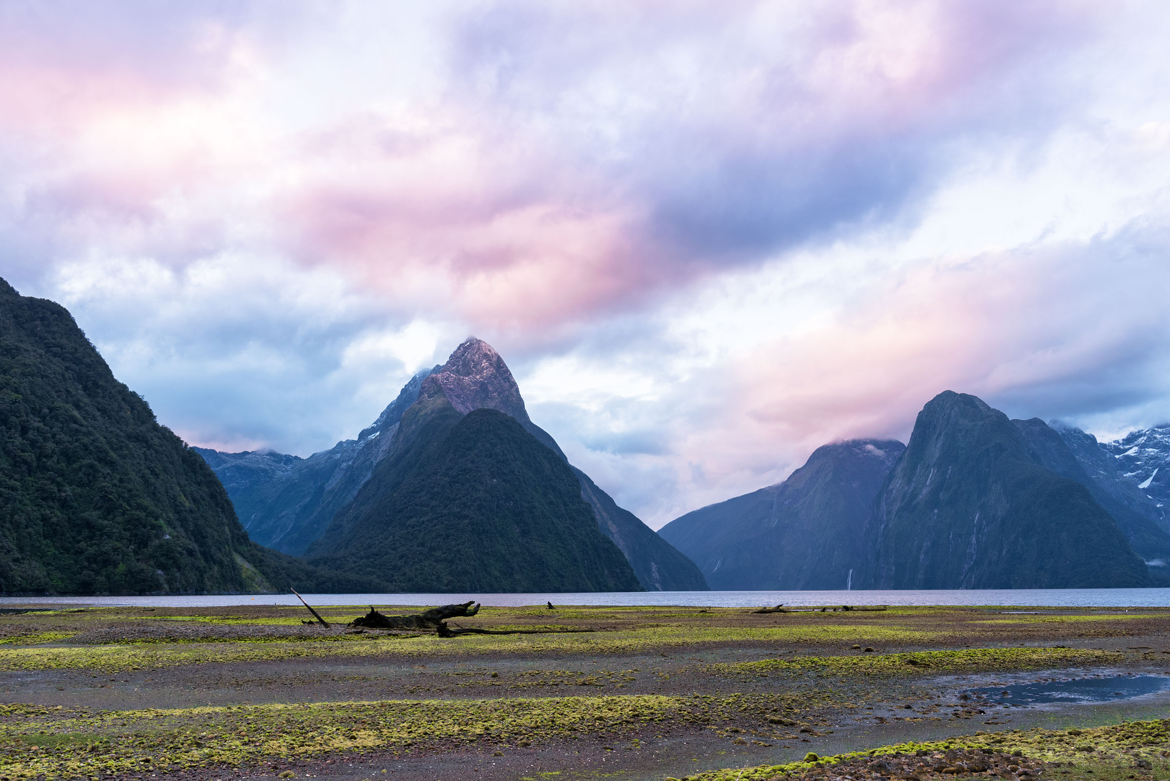 Road Trip in New Zealand, Milford Sound, Sunset