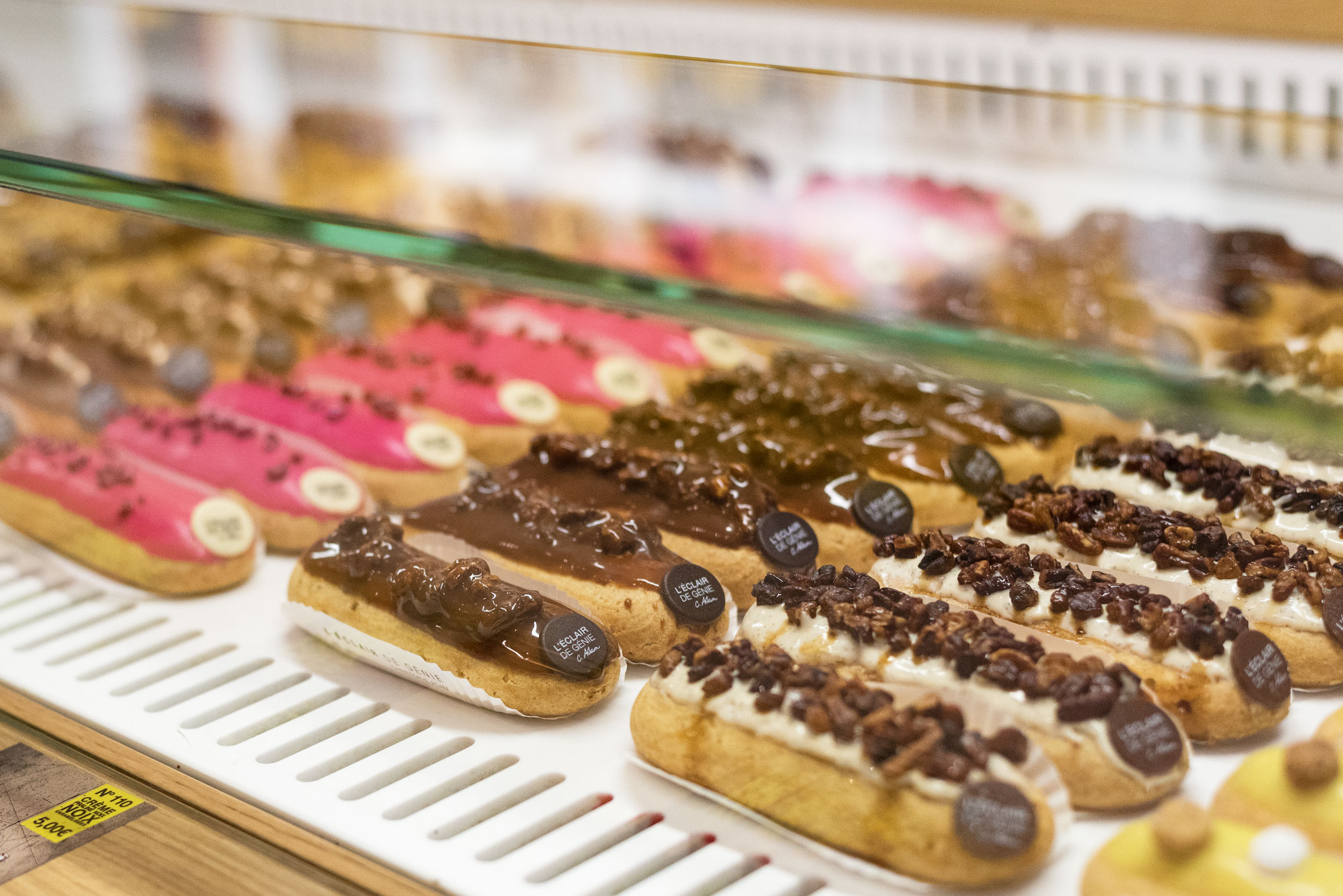 A Birthday in Paris, Eclairs