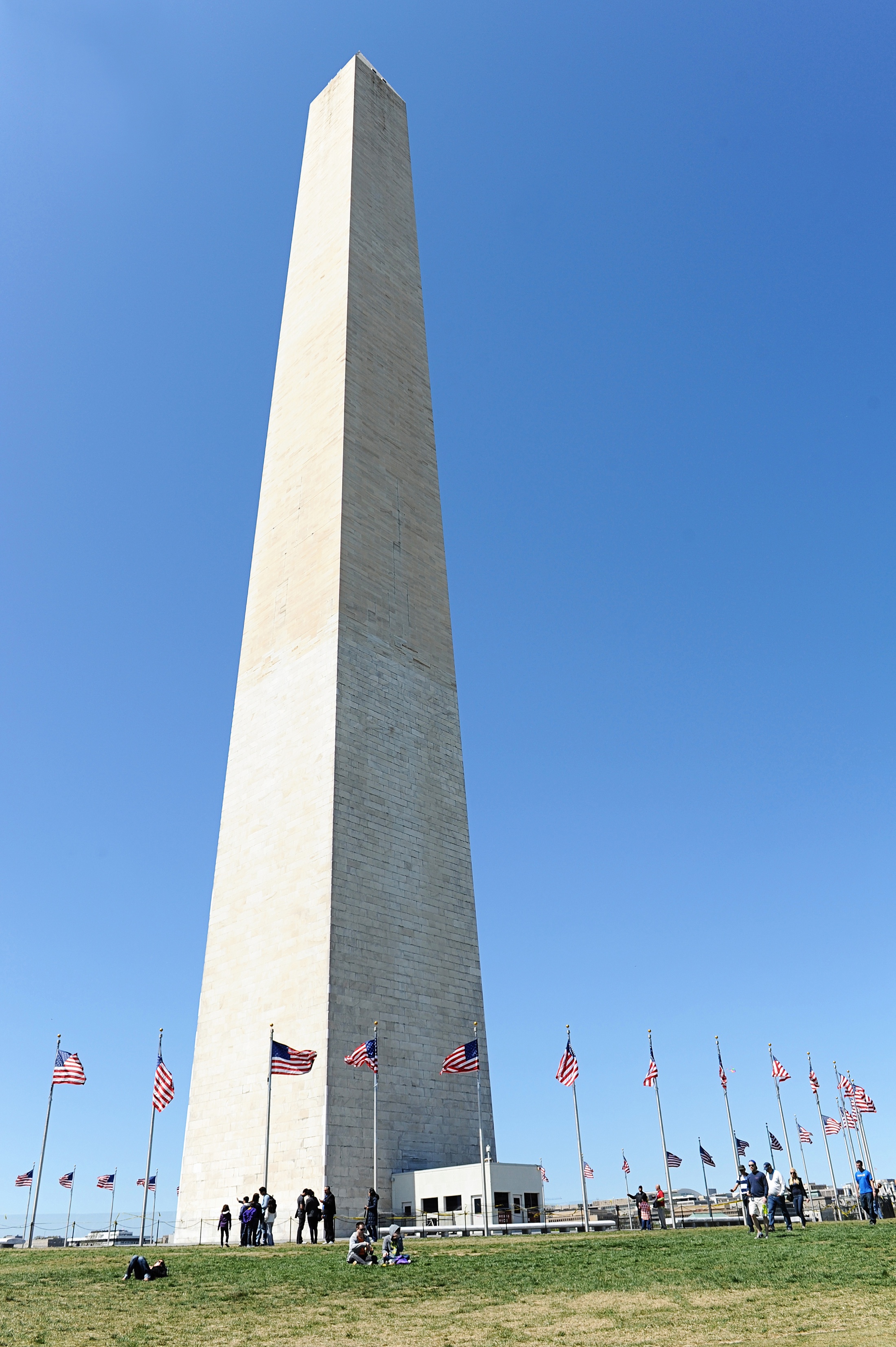 How to Spend One Perfect Day in Washington, DC with a photo of the Washington Monument.